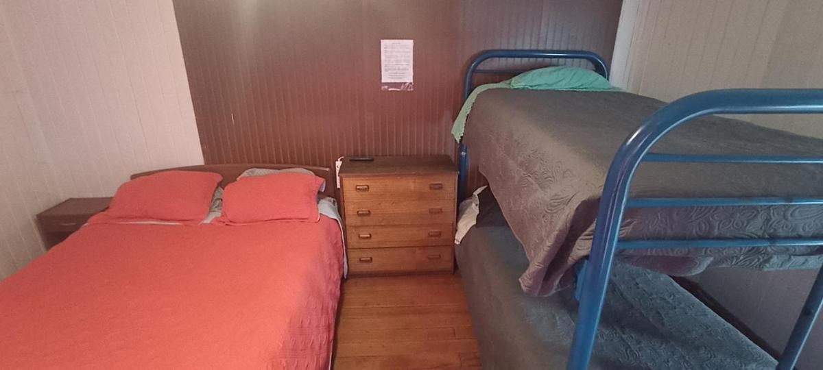 Hostal Familiar Santa María - Housity