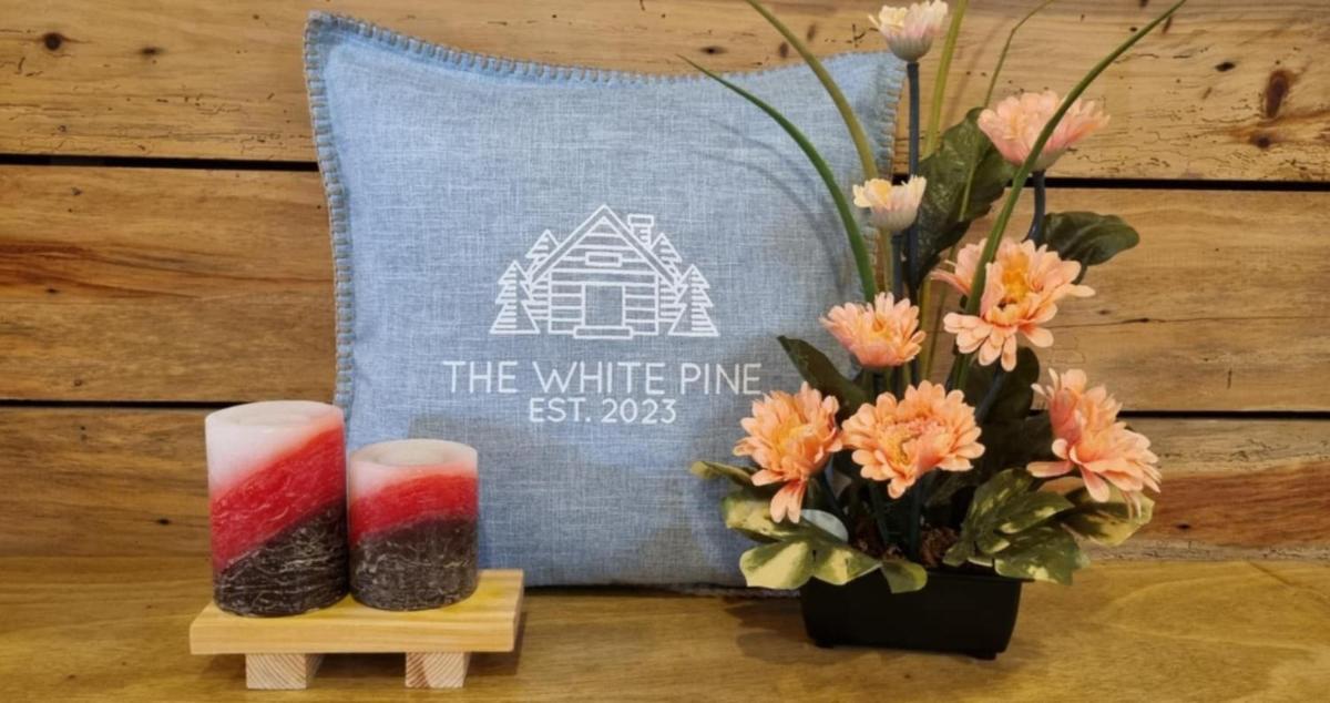 The White Pine at No 7 Pucay Village - Housity