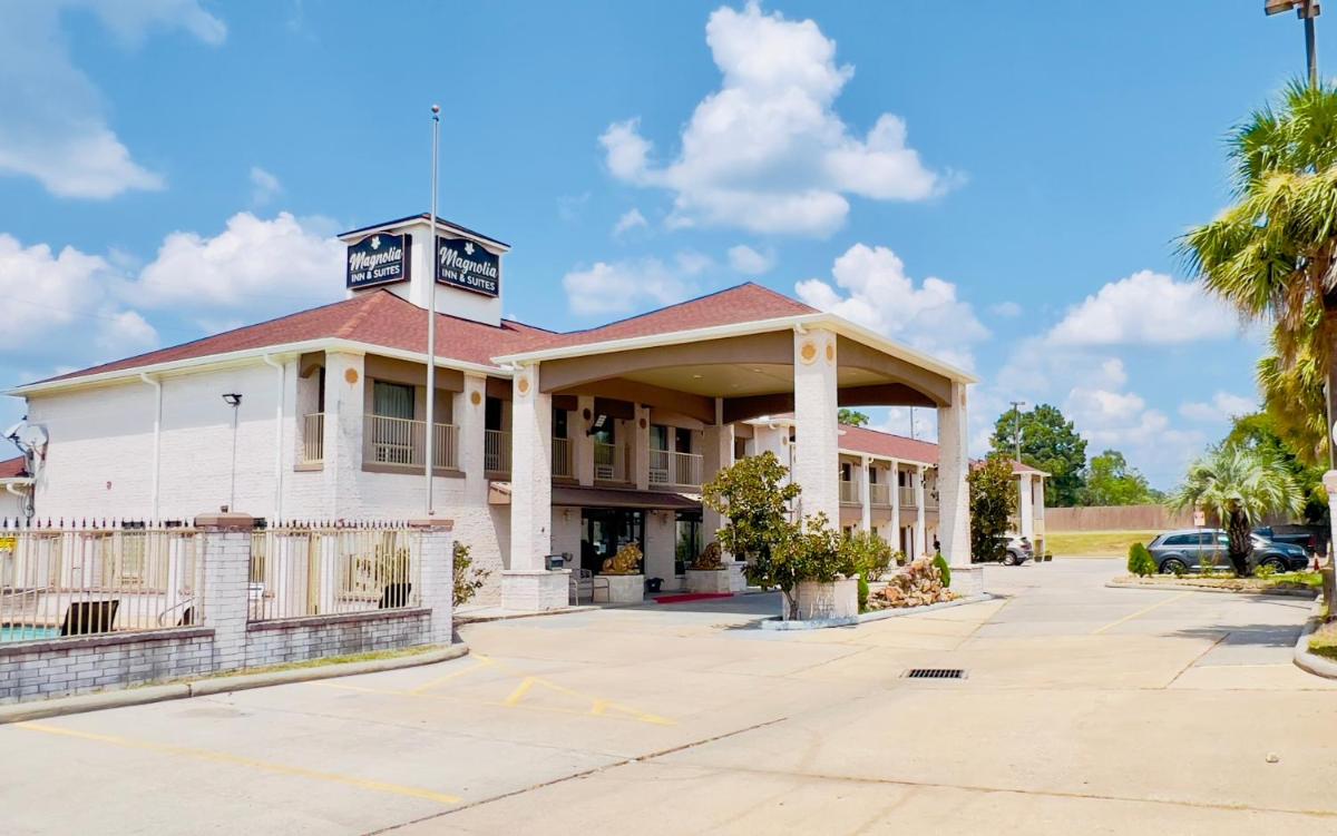 Magnolia Inn and Suites - Housity