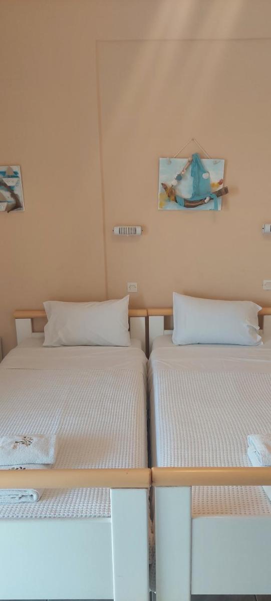 Seaside Studios - Housity