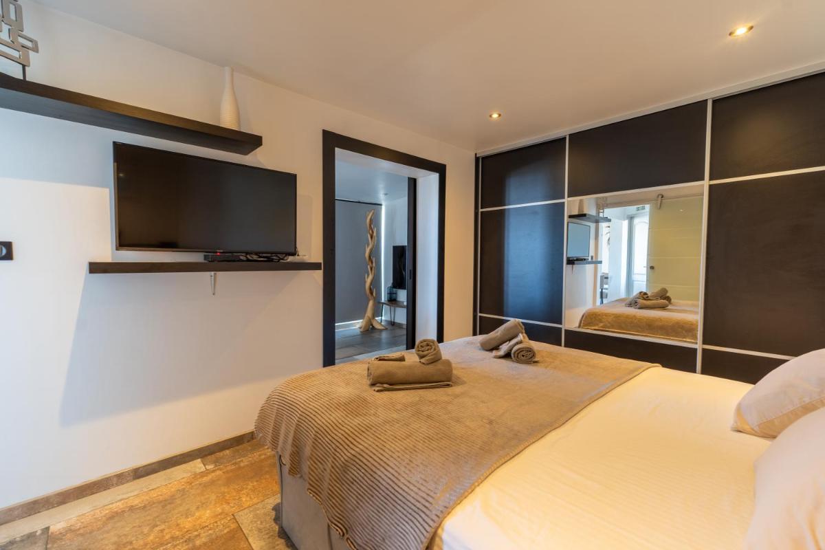Magnifique Appartement sur le Port de Carry Le Rouet - Housity