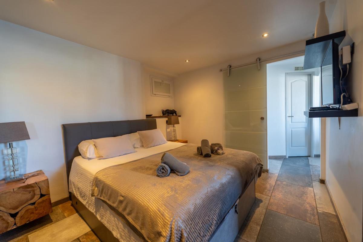 Magnifique Appartement sur le Port de Carry Le Rouet - Housity