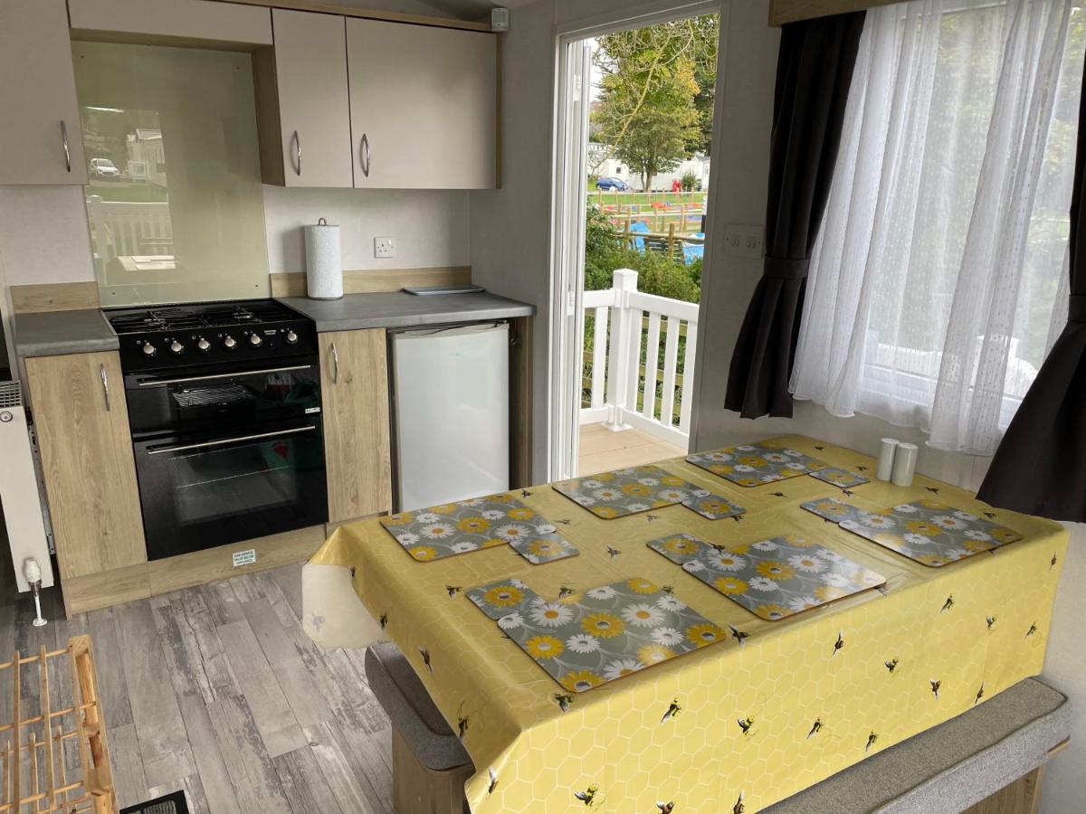 Weymouth bay - Housity