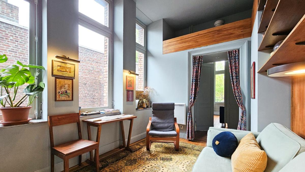 The Kooch House 1.4 - Housity