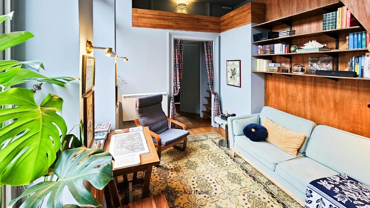 The Kooch House 1.4 - Housity