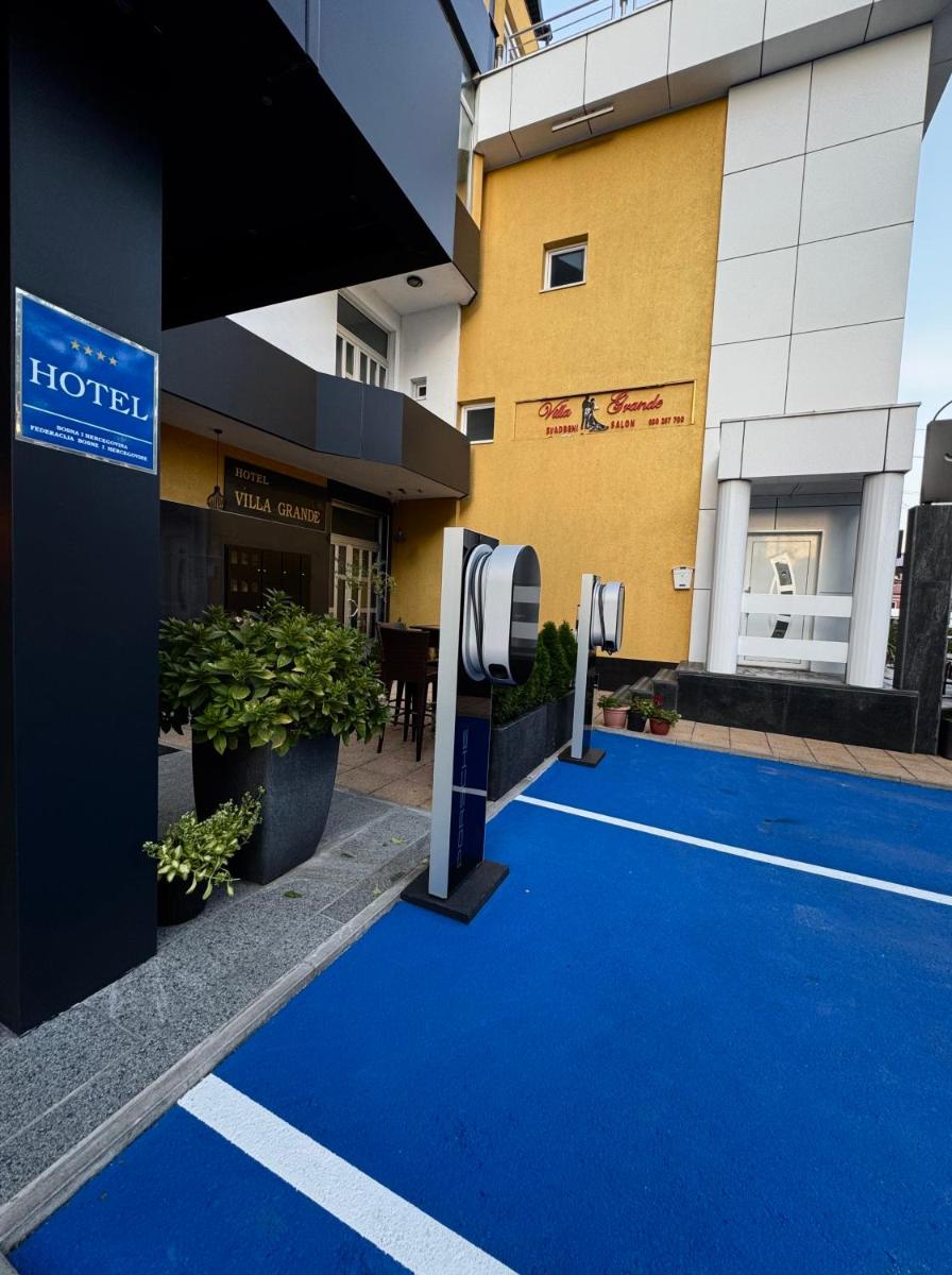 HOTEL Villa Grande - Housity
