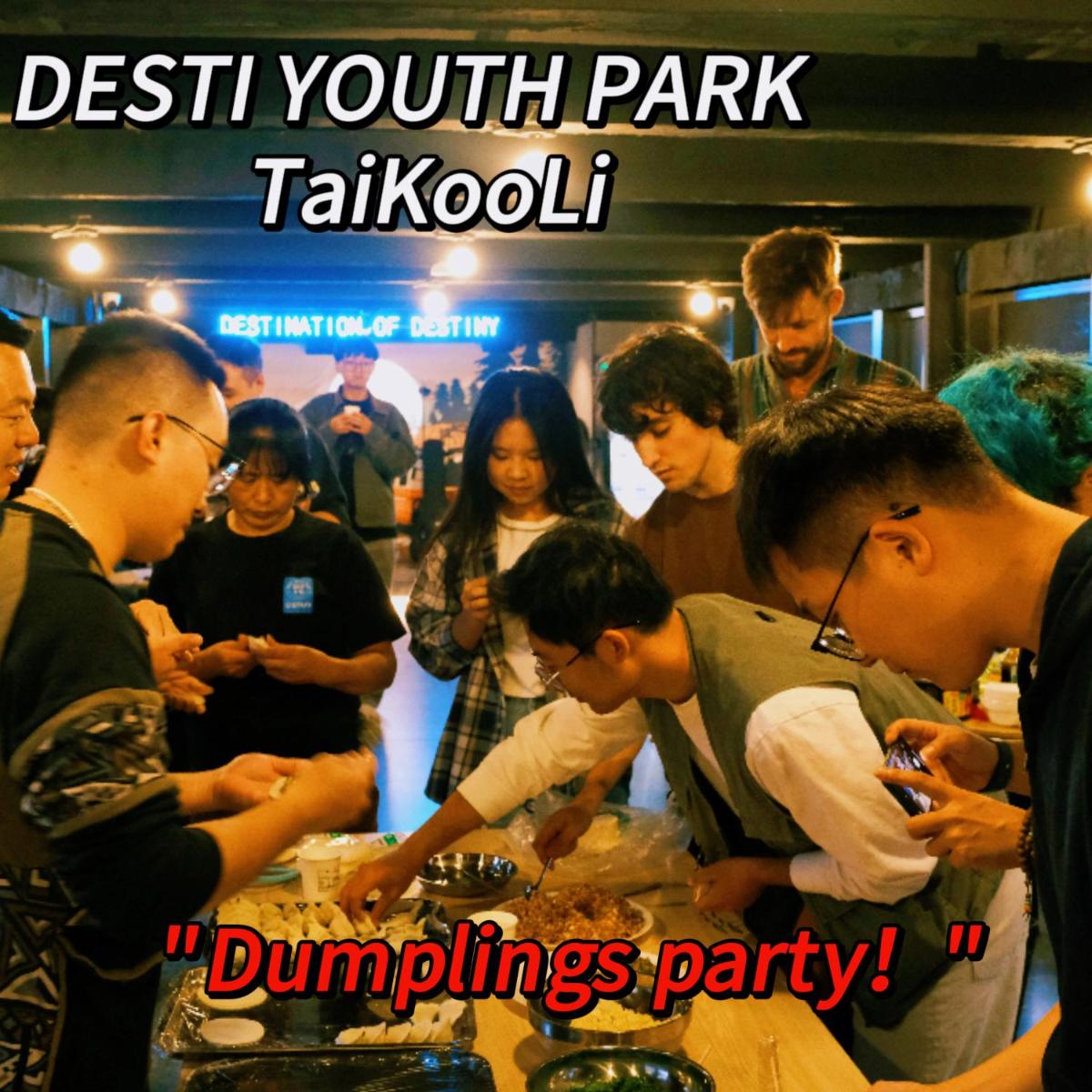 Suitetrails - Chengdu Desti Youth Park Hostel TaiKooLi