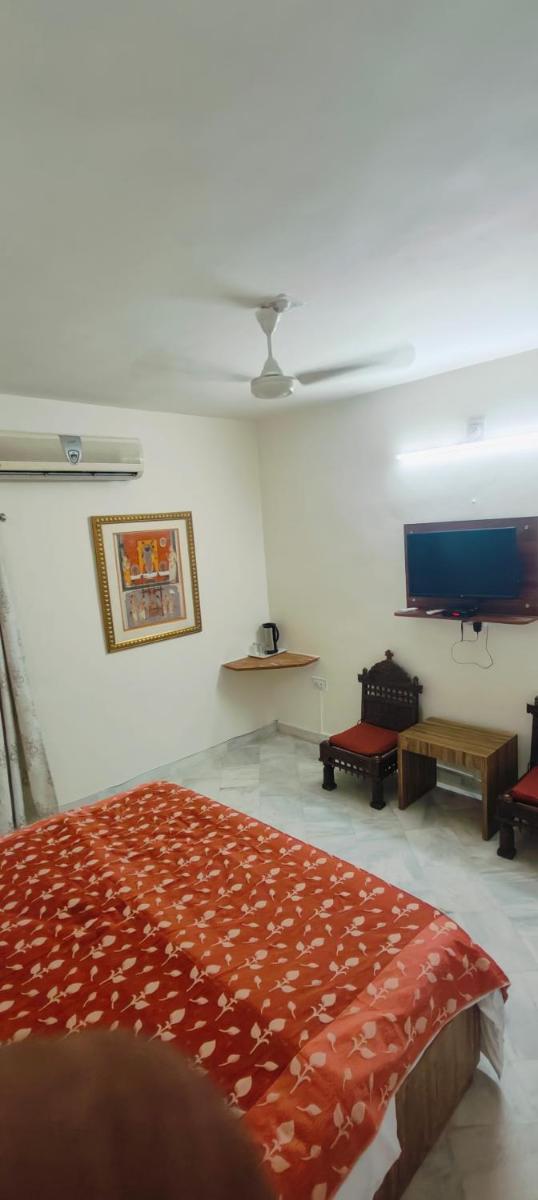 Rising Sun Retreat - Housity