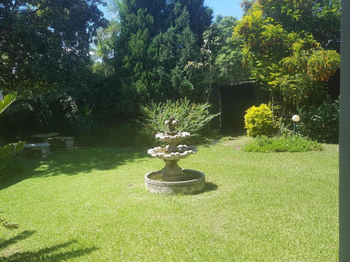 Alexandra Bed & Breakfast - Housity