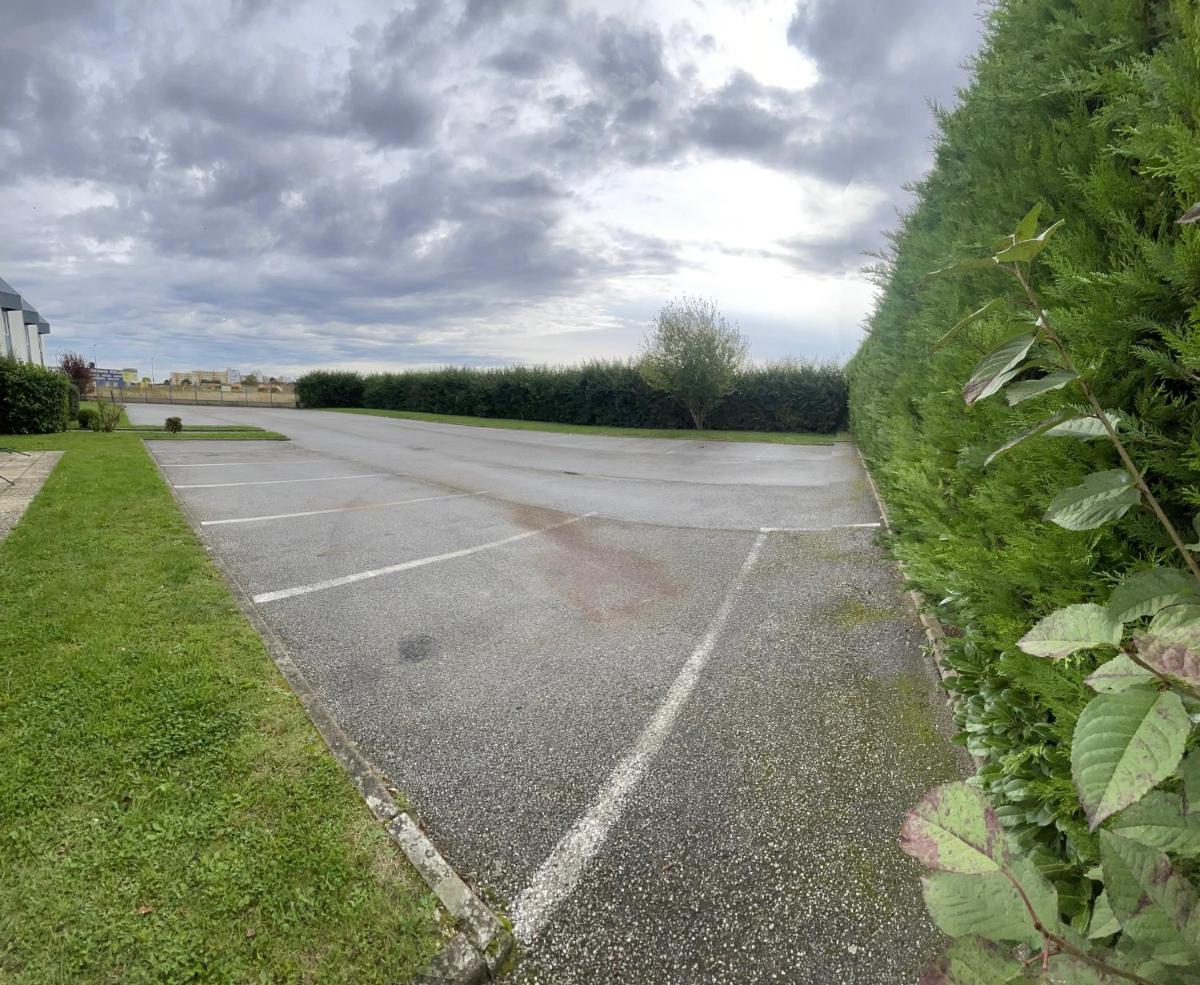 Kyriad Direct Dreux - Housity