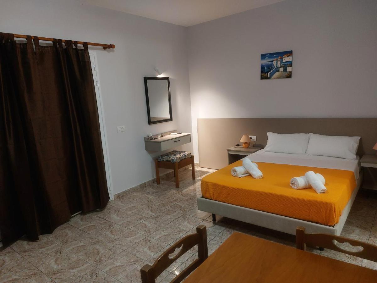Margarita Studios - Housity