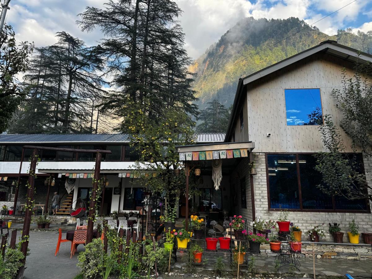 The Royal Orchard Kasol - Housity