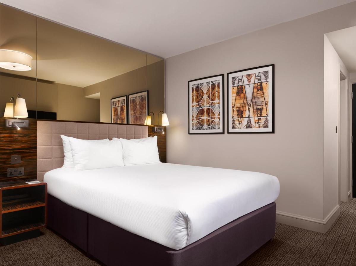 Strand Palace Hotel - Housity