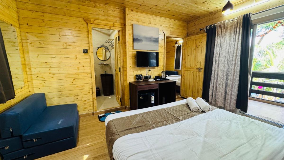 Coastal Bay Inn - Housity