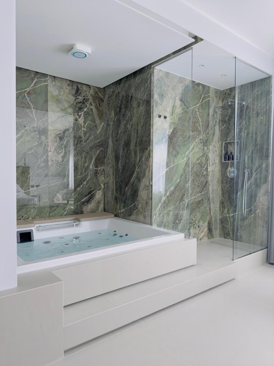 OMÍ Aparthotel - Housity