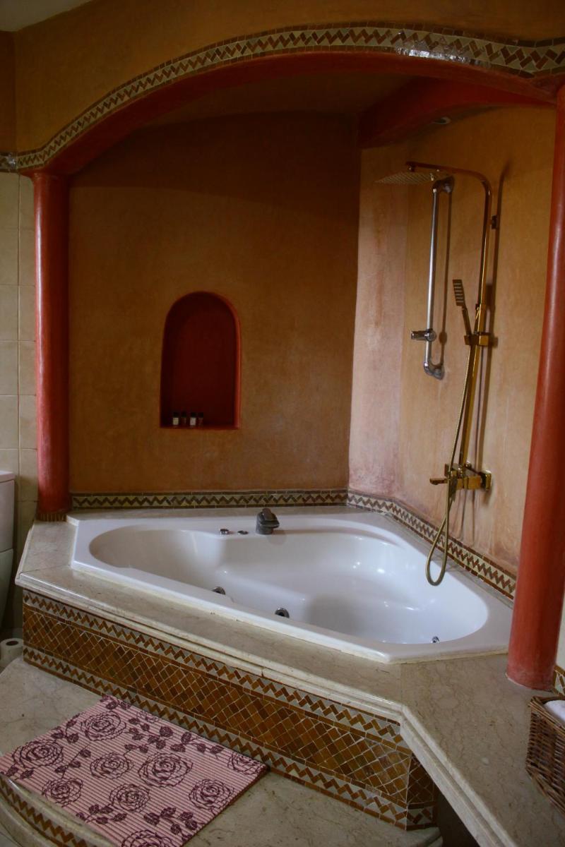 Riad Noumidya - Housity