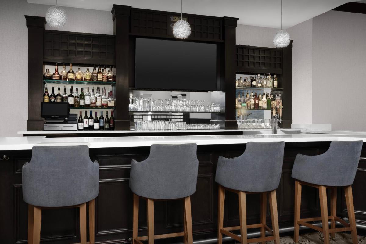 Hilton Garden Inn Jacksonville Downtown Southbank - Housity