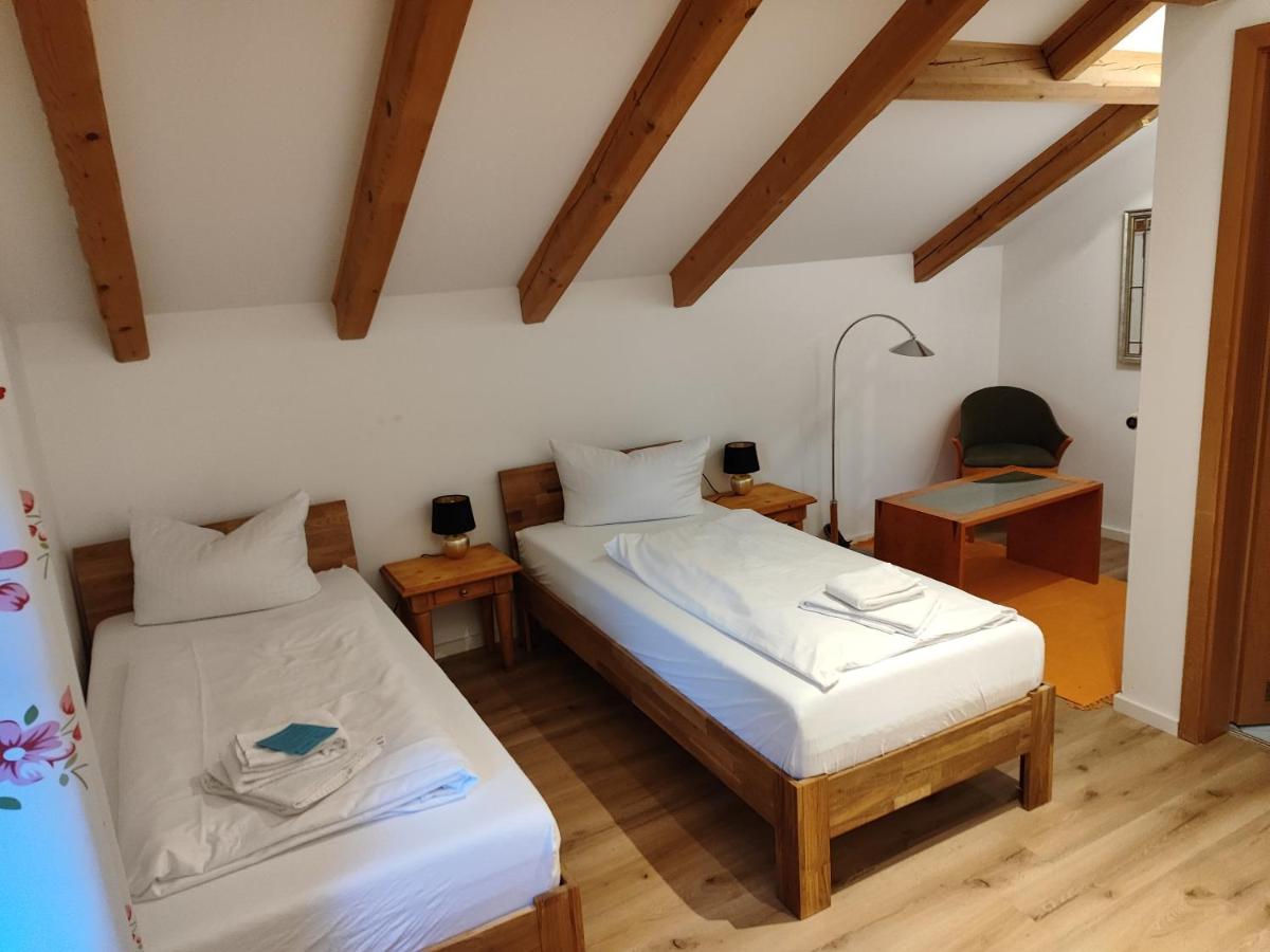 Estelada Boarding Houses Zorneding - Housity