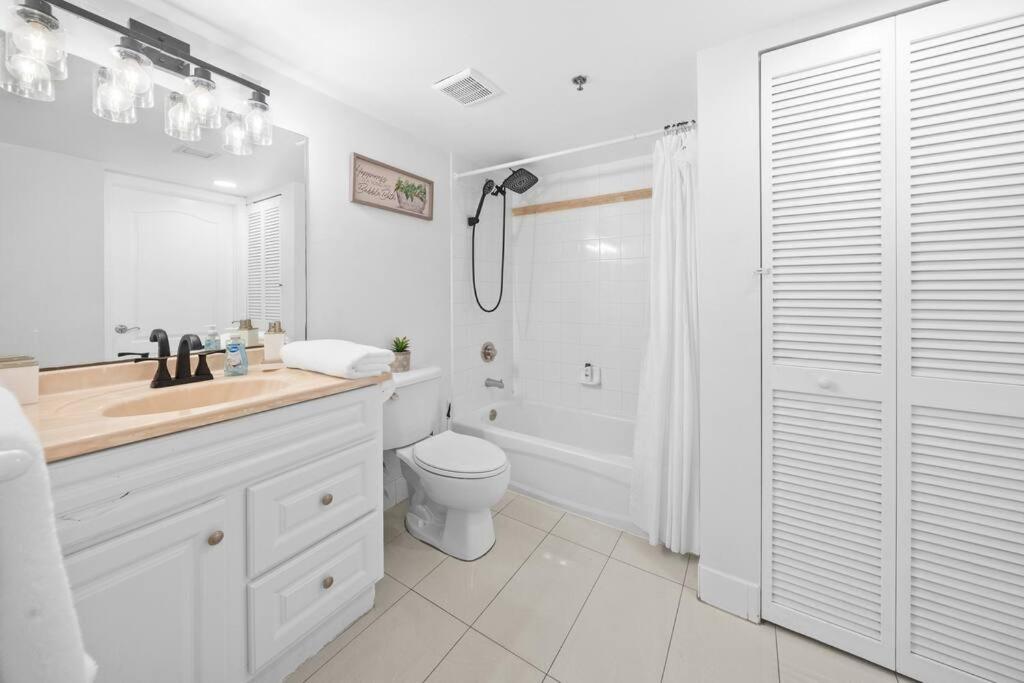 36th-Floor Ocean View Brickell - Housity