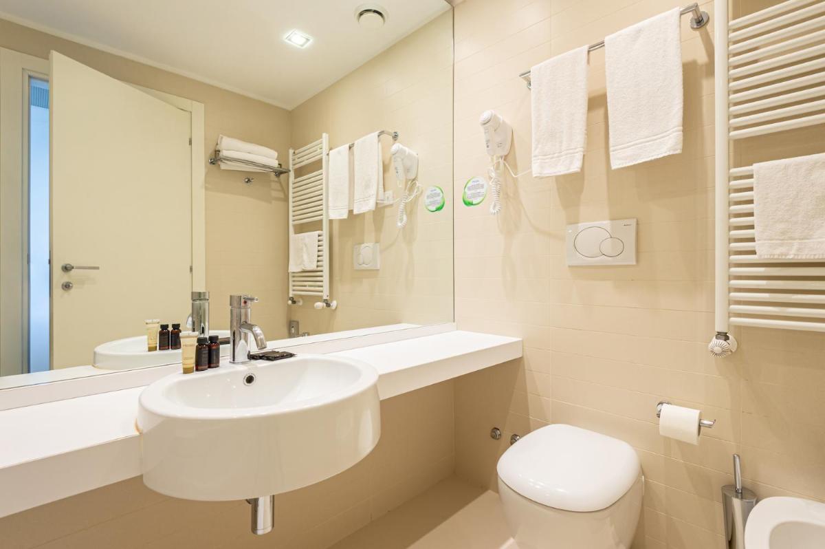 UNA Hotels Le Terrazze Treviso Hotel & Residence - Housity