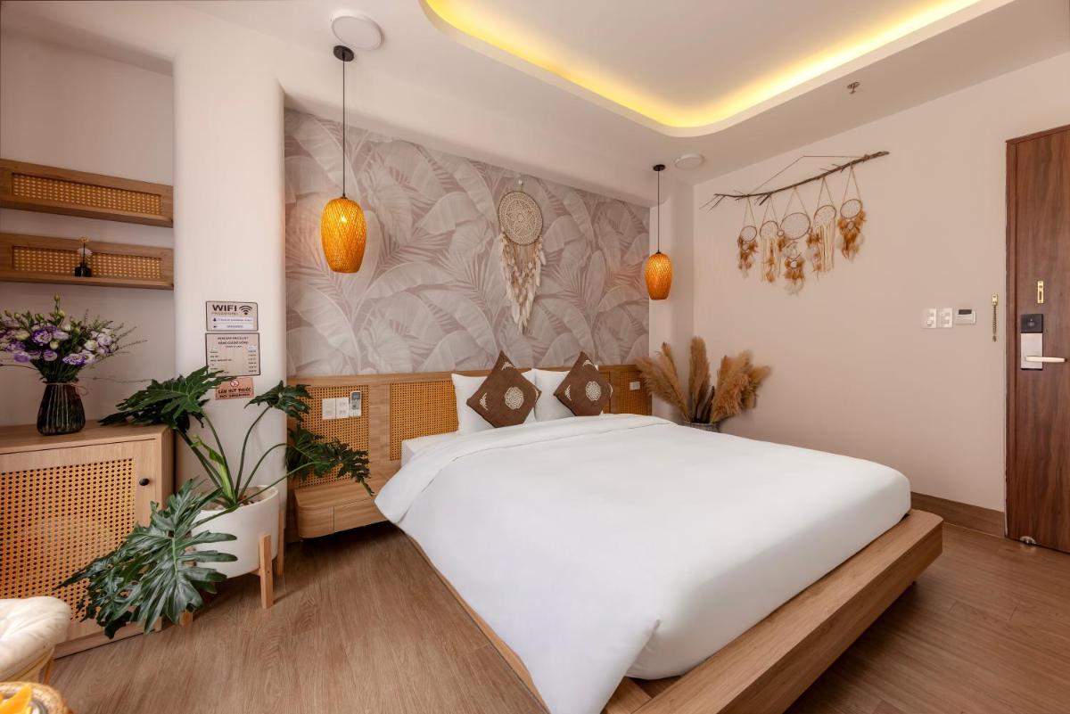 Tropical Paradise Sapa Hotel & Coffee - Housity
