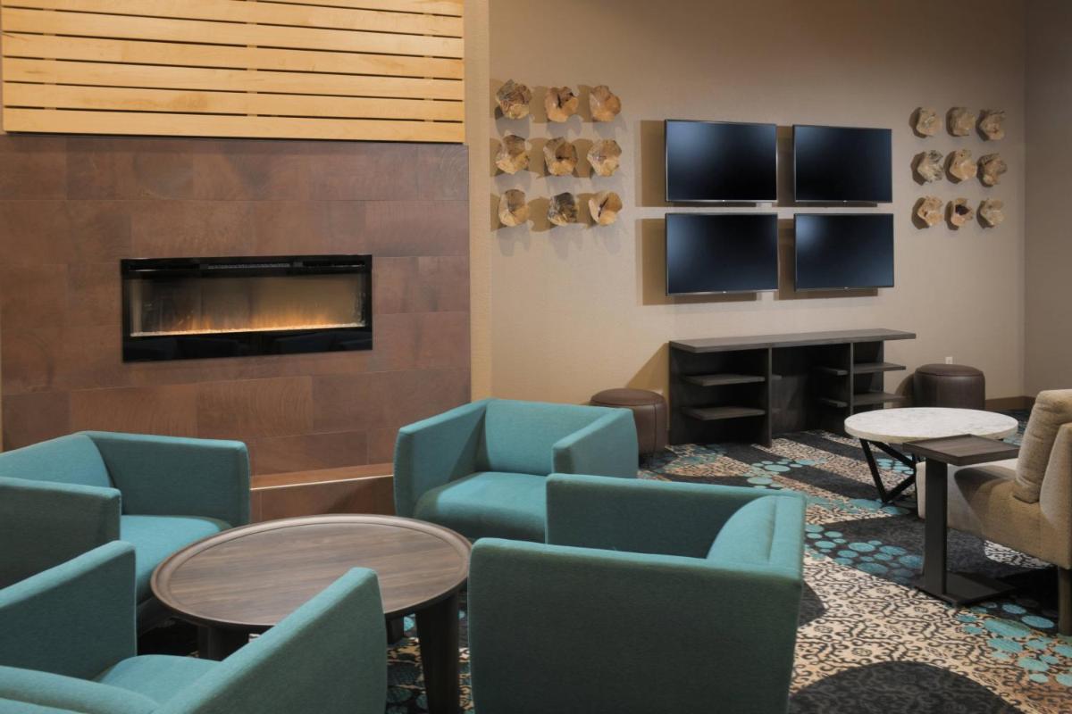 Courtyard by Marriott San Antonio Riverwalk - Housity