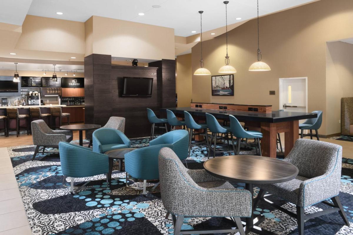 Courtyard by Marriott San Antonio Riverwalk - Housity