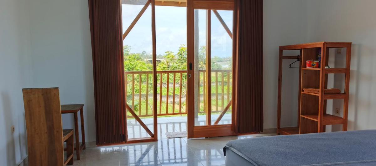 Friend House STAY & SURF - Housity