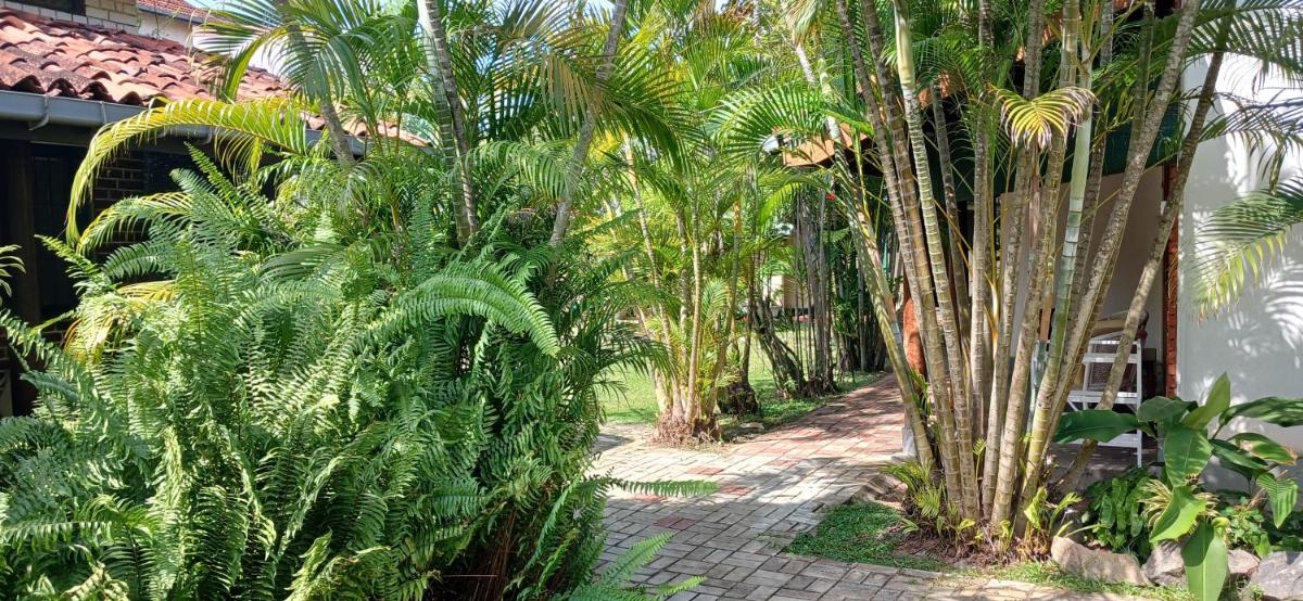 Cottage Garden Bungalows - Housity