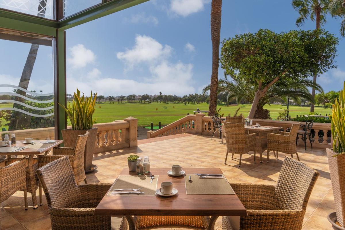 Jardín al aire libre en Elba Palace Golf Boutique Hotel - Adults Only