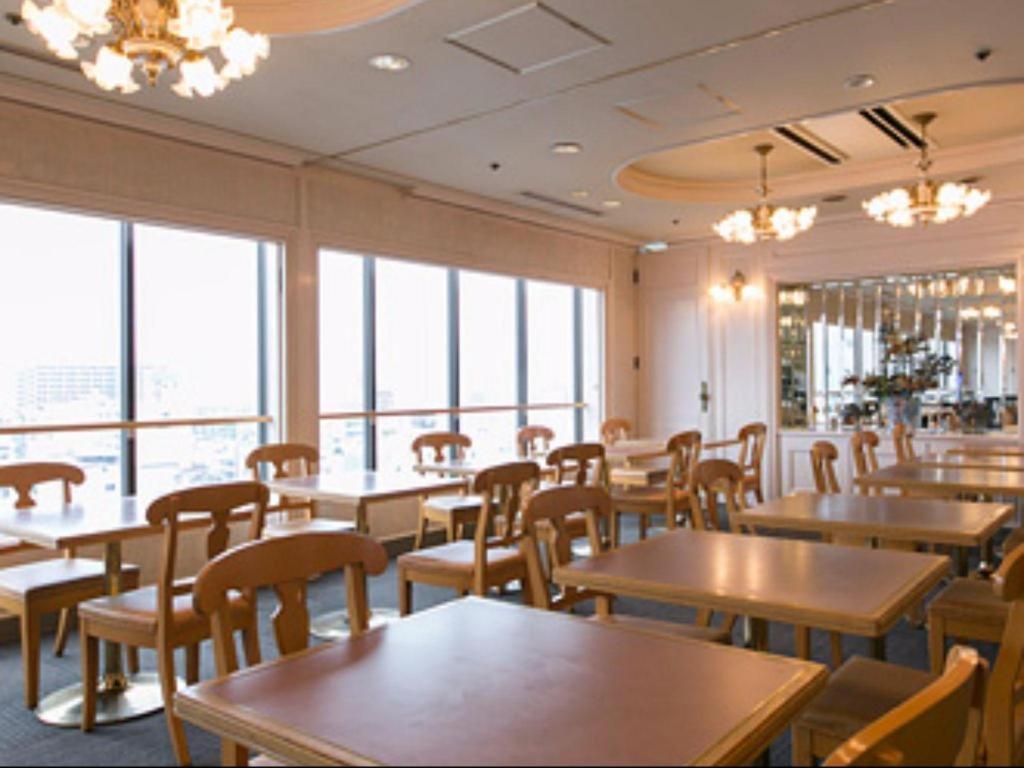 Takamatsu Washington Hotel Plaza - Housity