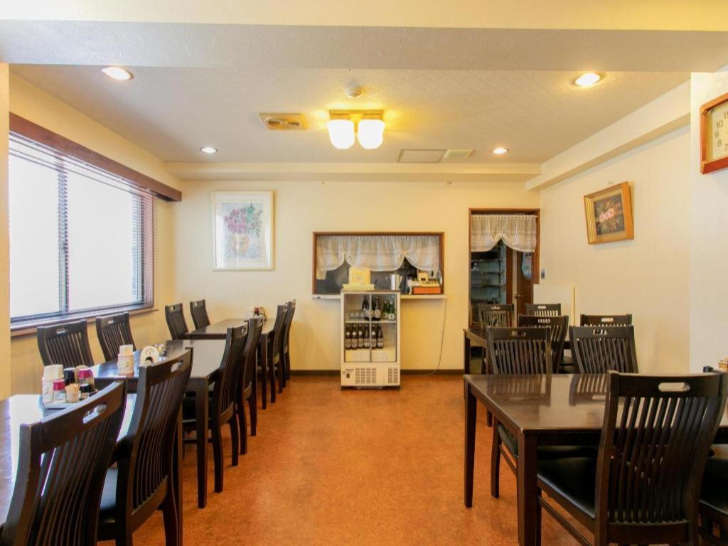 Business Hotel Shinkawa Ube - Hizvo