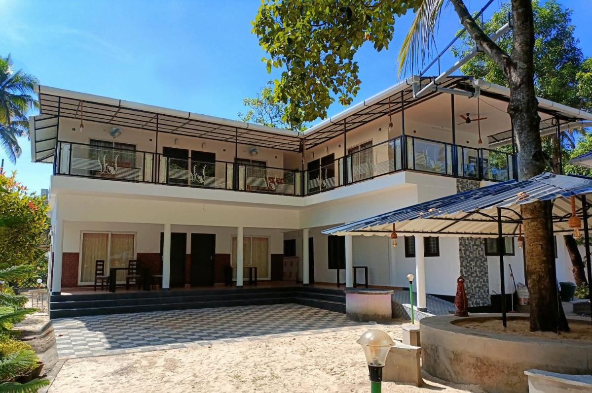 Koshy's beach front Homestay - Hizvo
