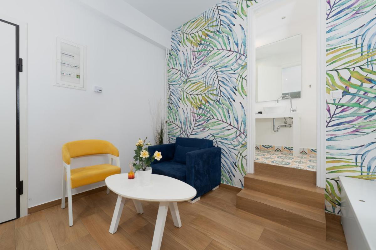 Charming Sunny Studio in Athens - Housity