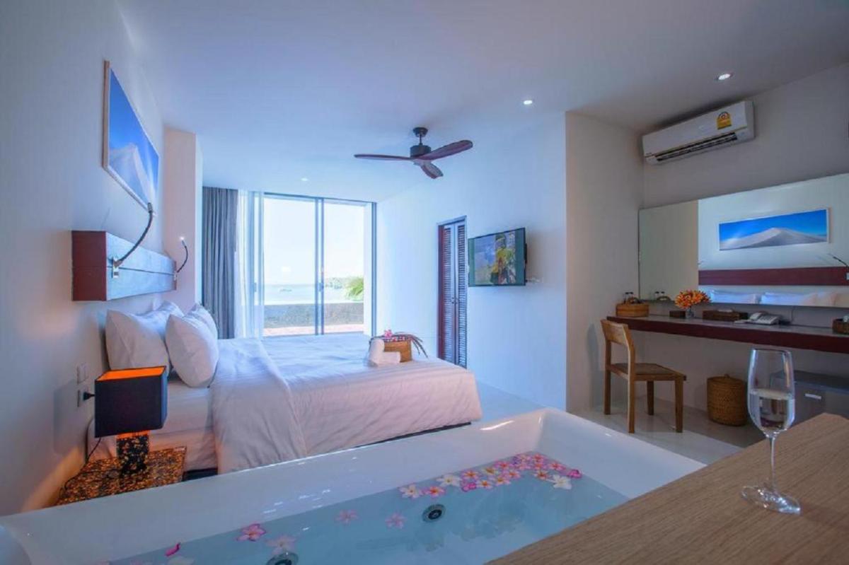 Norn Talay Surin Beach Phuket - Housity