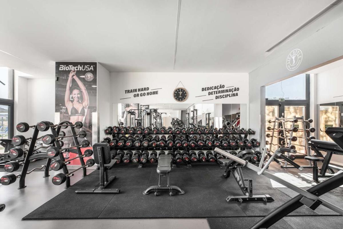 O centro de fitness e/ou as comodidades de fitness de Exe São Lázaro