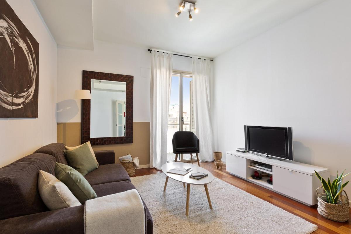 Ola Living Plaza Catalunya - Housity