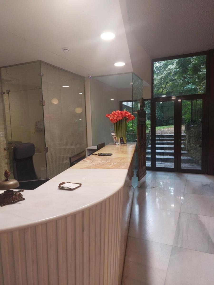 El vestíbulo o zona de recepción de U-Hotel Spa Ciudad de Astorga