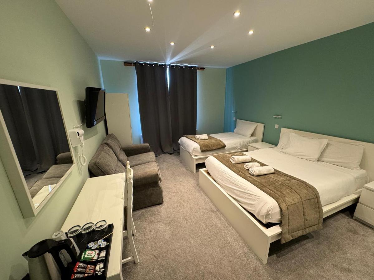 The George Hotel - Housity