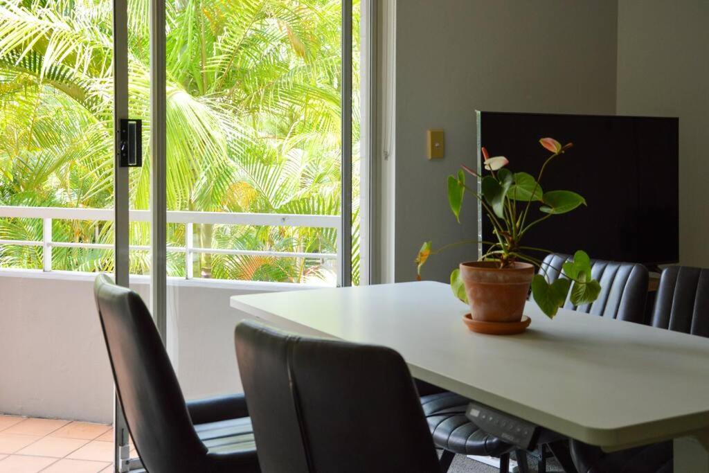 Suitetrails - Sydney City Center Apartment with Free Parking