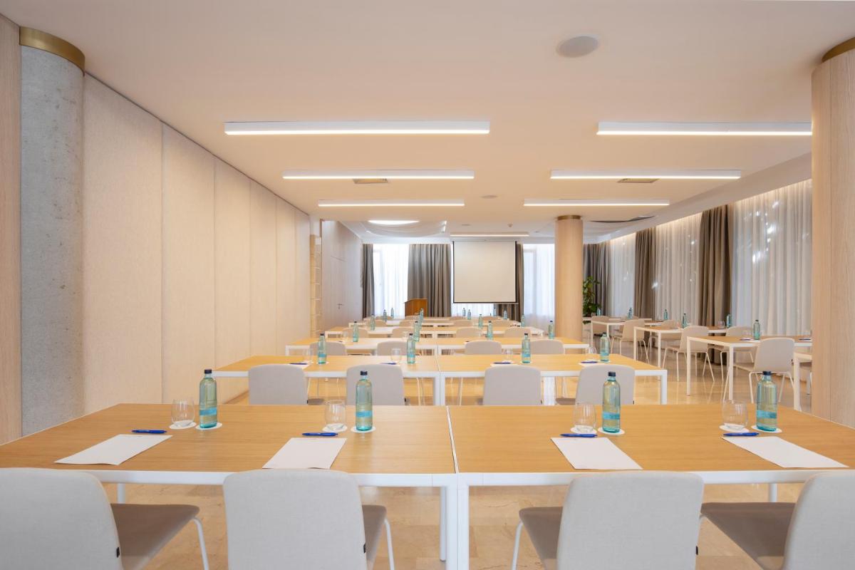 Zona business o sala de conferencias en Canyamel Park Hotel & Spa - 4* Sup - Adults only (+16)