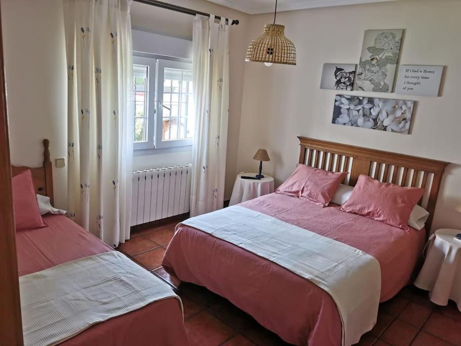 Villa Cristina con piscina privada y barbacoa cerca de Puy du Fou y Parque Warner - Housity