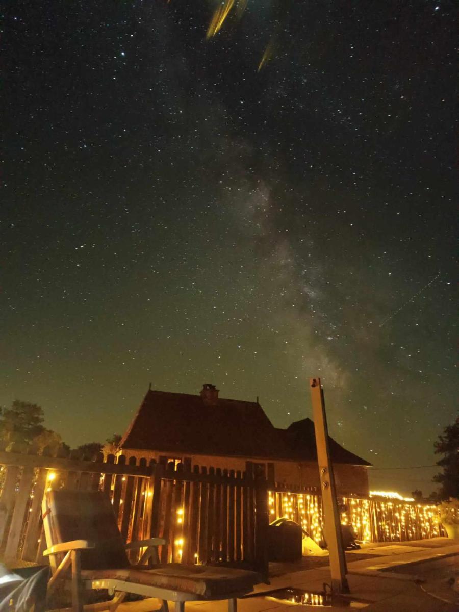Gîtes Périgord Rocamadour Sarlat naturiste de mi mai à septembre - Housity