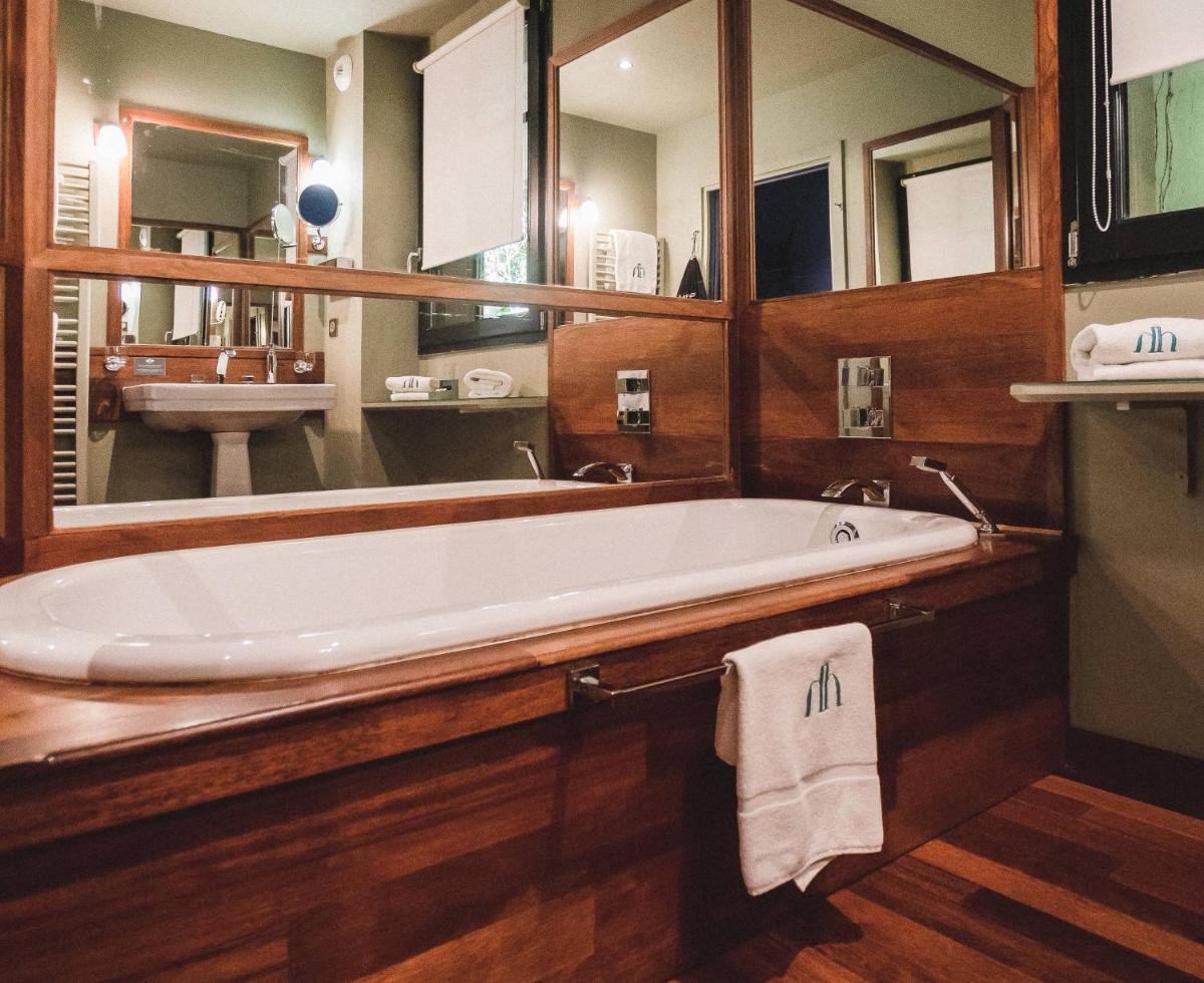 Salle de bains dans l'établissement Hôtel Ville d'Hiver