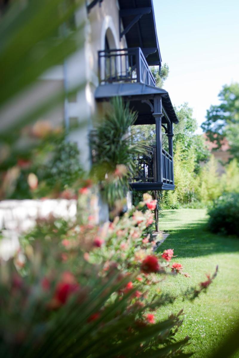 Jardin de l'établissement Hôtel Ville d'Hiver