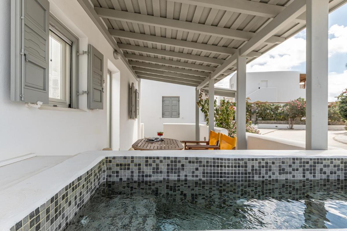 Golden Sand - Housity