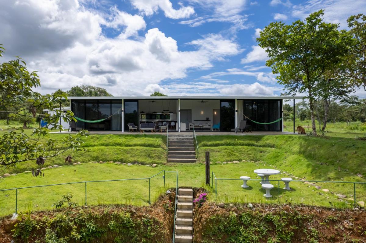 The River Villa - Housity