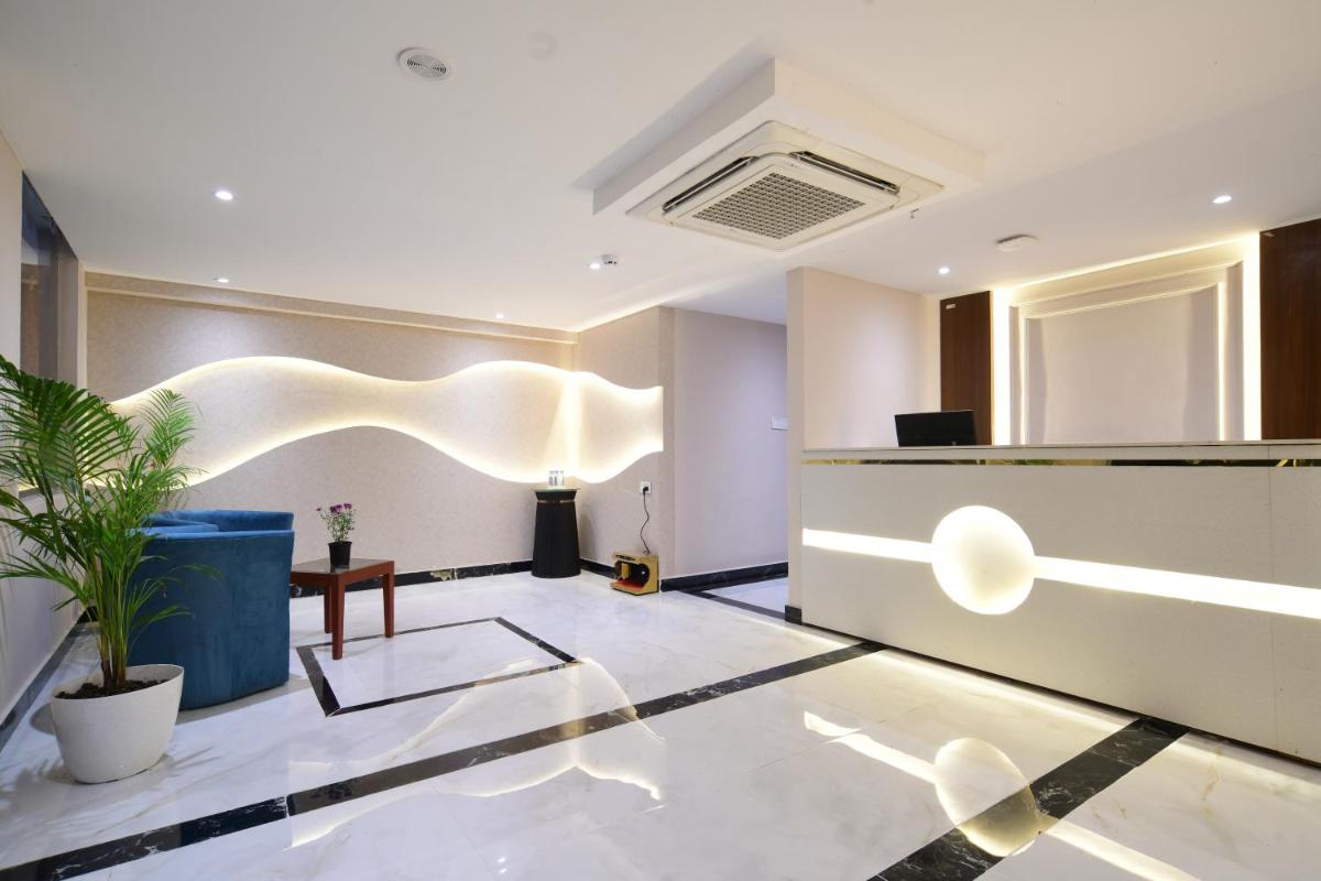 Aceotel Premier, Vijay Nagar - Hizvo