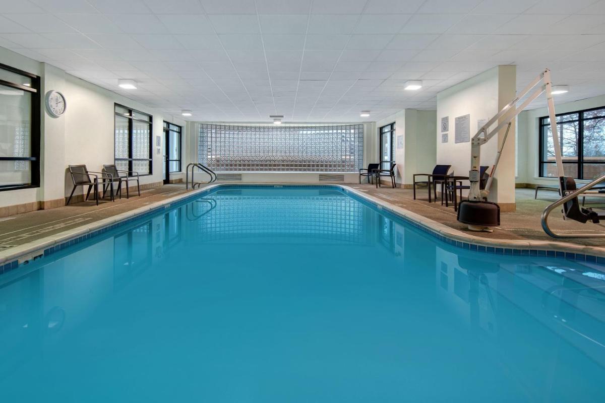 Courtyard by Marriott State College - Hizvo