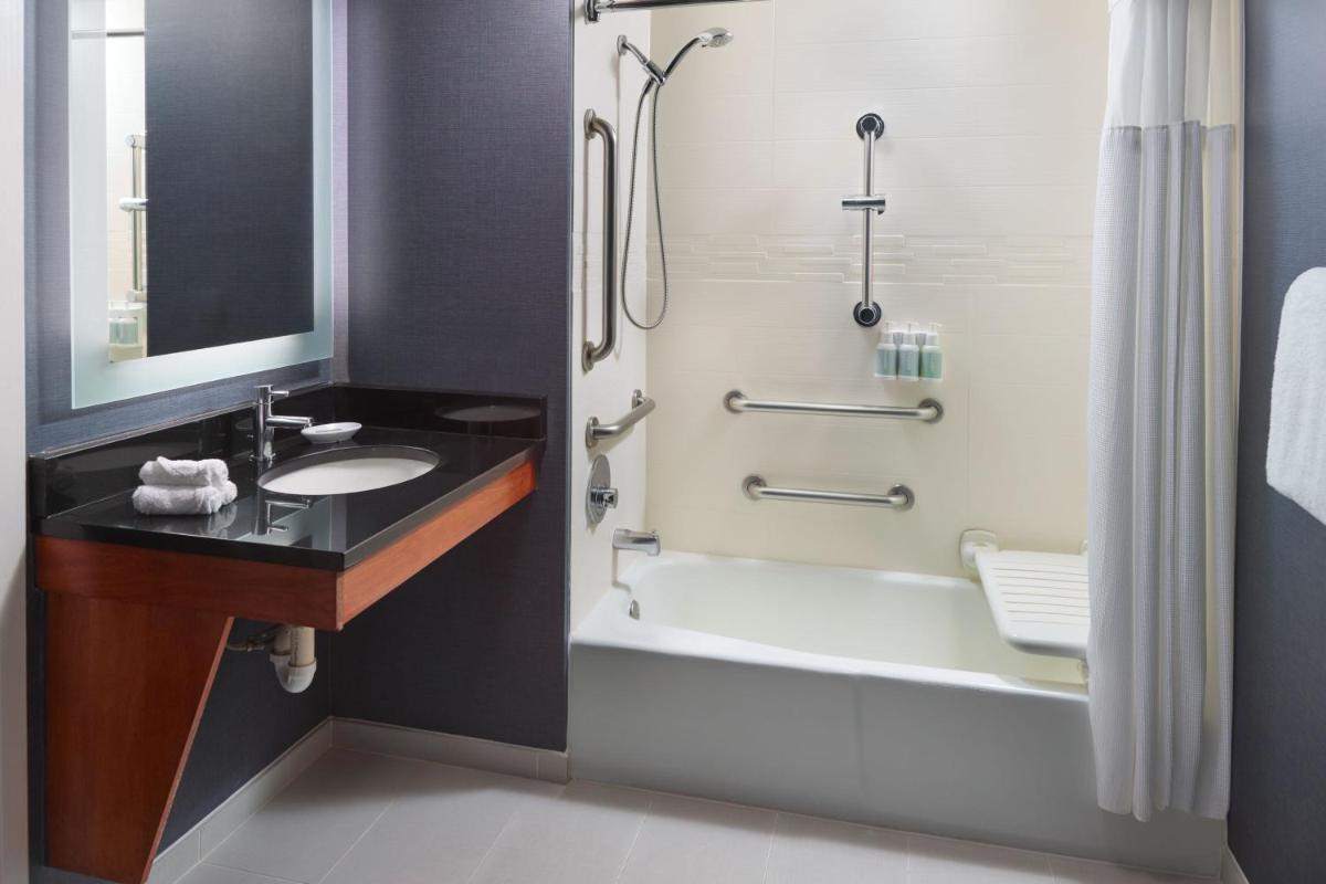 Residence Inn Bethesda Downtown - Housity